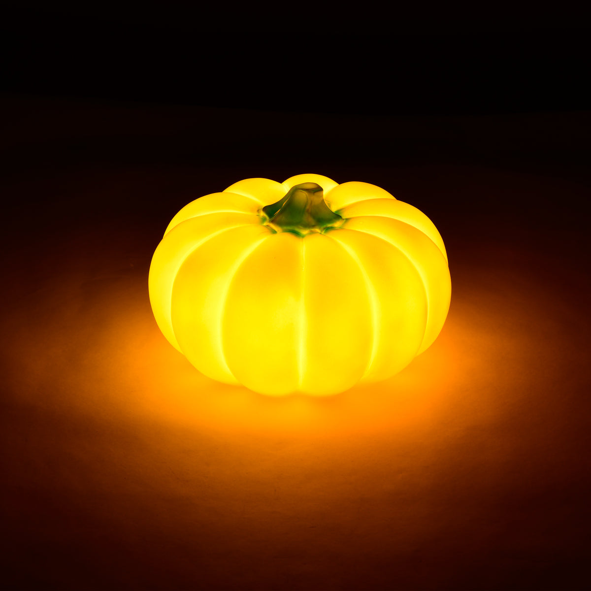 Benu Solar Panel Charging Waterproof Pumpkin Resin LED Outdoor Light For Garden, Swimming Pool